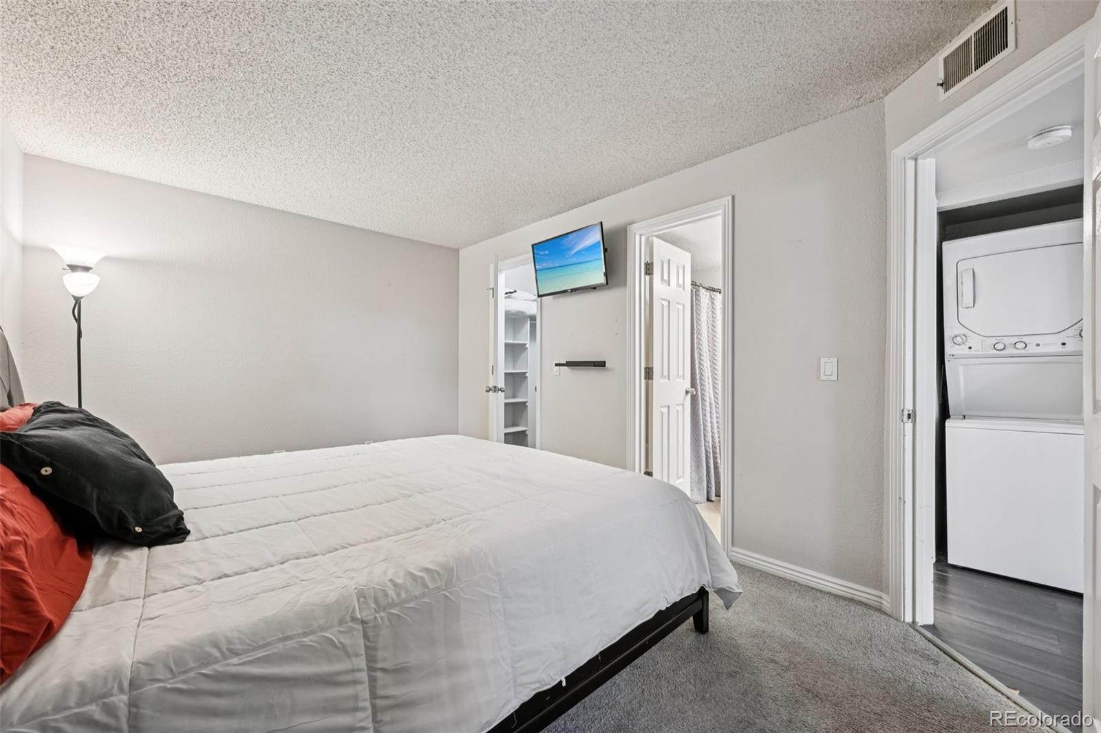 MLS Image #17 for 982 s dearborn way 14,aurora, Colorado