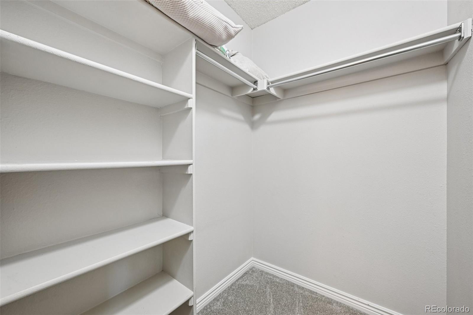 MLS Image #20 for 982 s dearborn way 14,aurora, Colorado