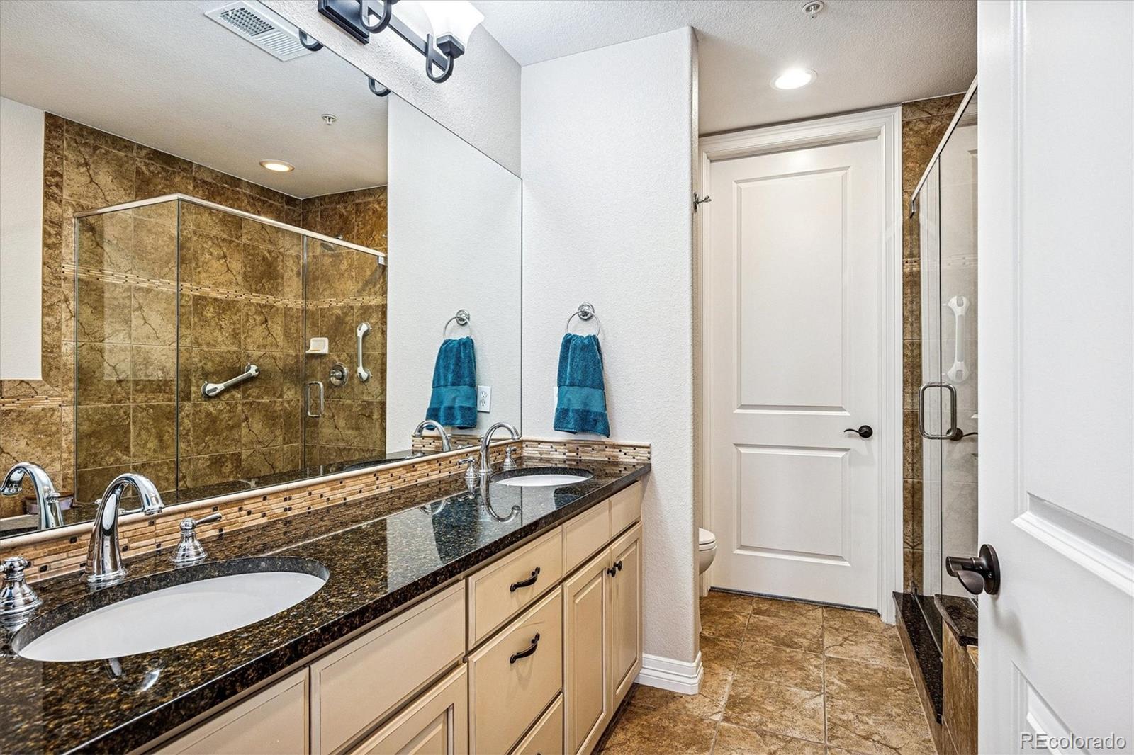MLS Image #16 for 5592 s nevada street,littleton, Colorado
