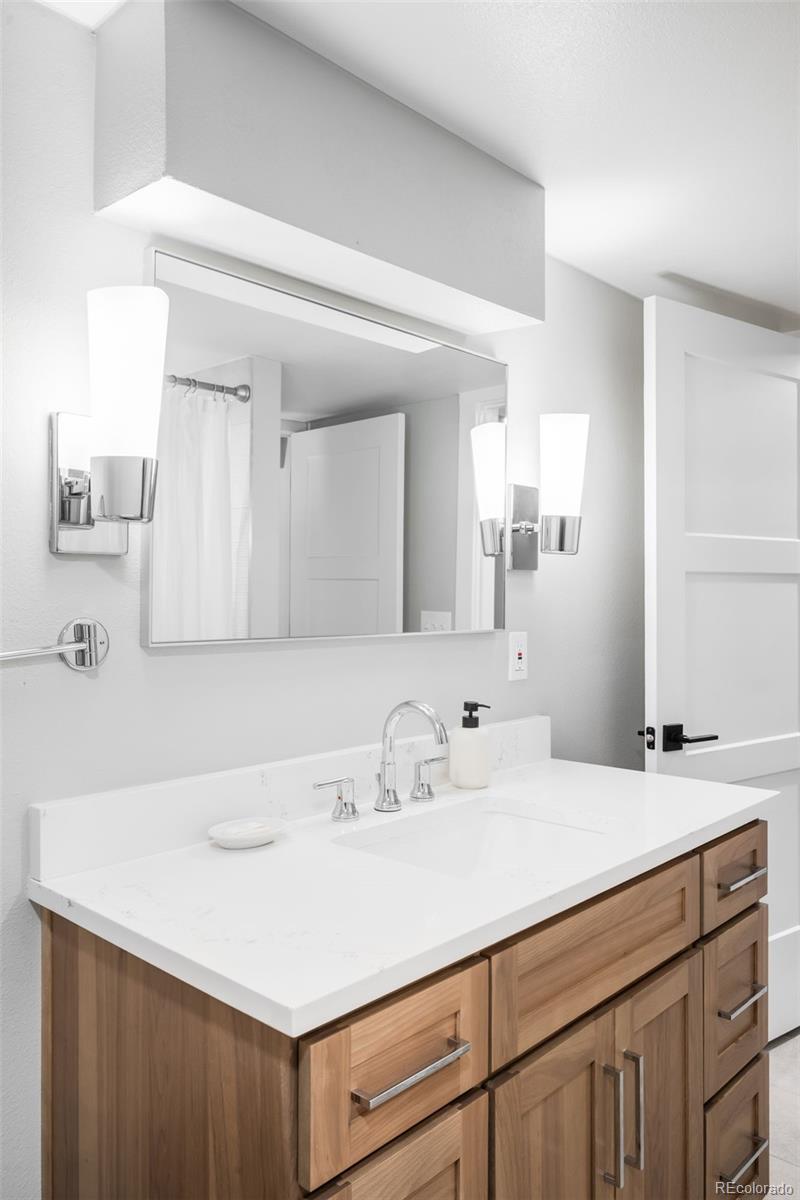MLS Image #27 for 1140  harrison street,denver, Colorado