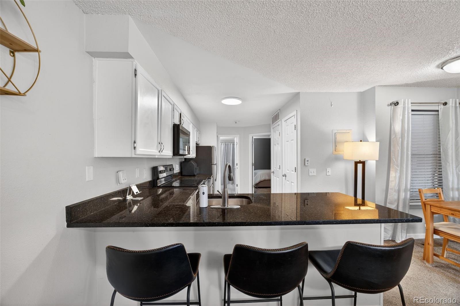 MLS Image #10 for 912 s dearborn way 4,aurora, Colorado