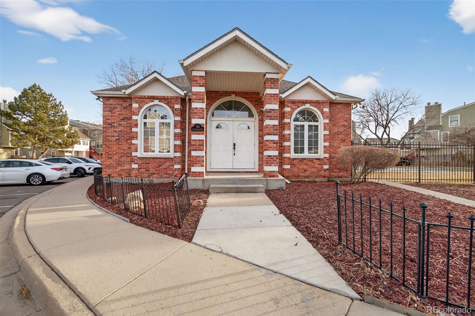 MLS Image #18 for 912 s dearborn way 4,aurora, Colorado