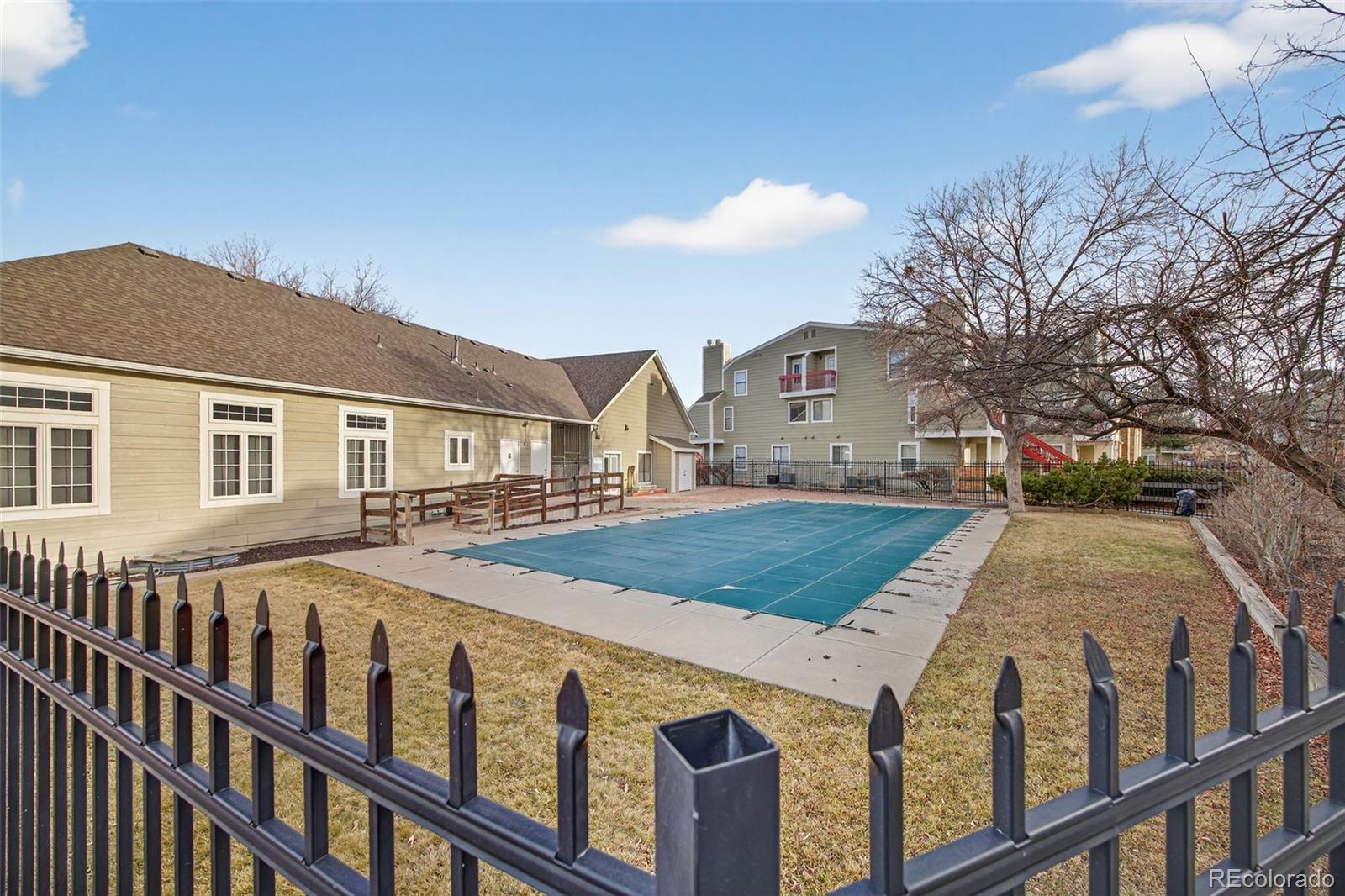 MLS Image #19 for 912 s dearborn way 4,aurora, Colorado