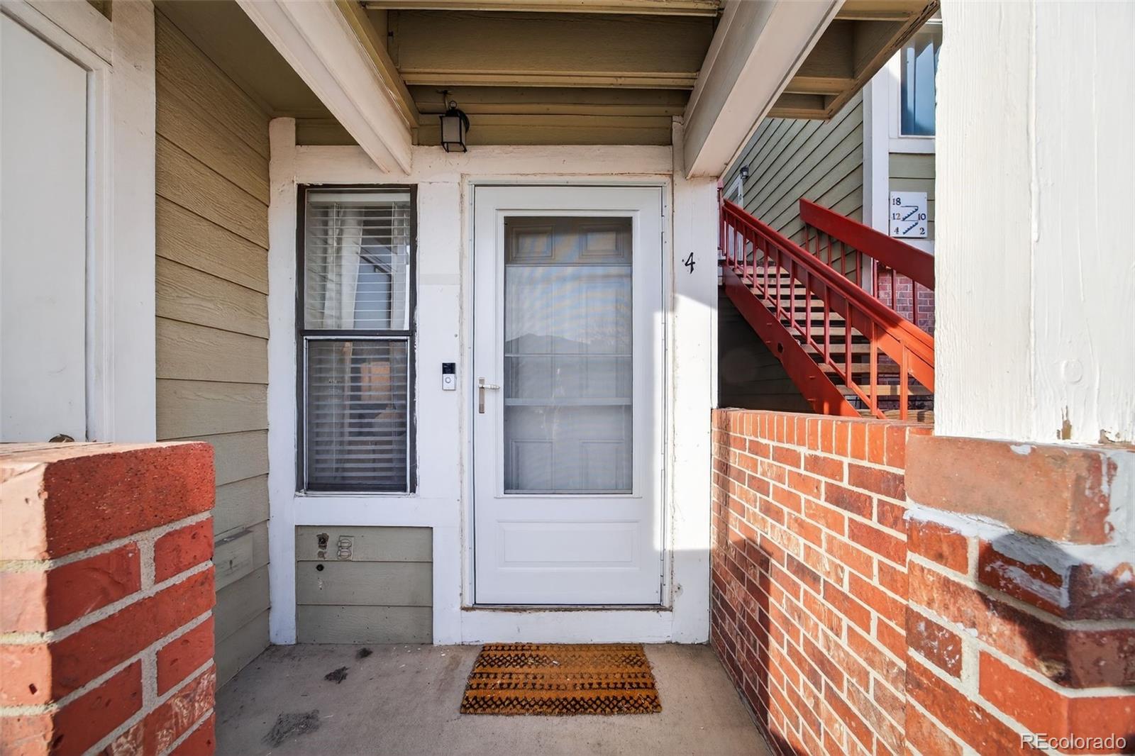 MLS Image #2 for 912 s dearborn way 4,aurora, Colorado