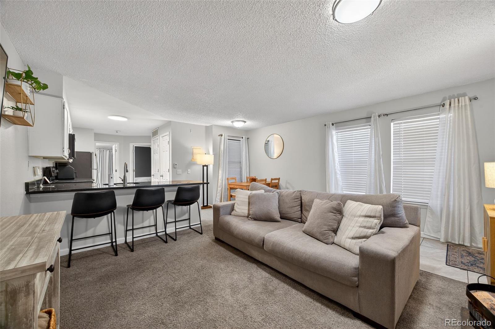MLS Image #4 for 912 s dearborn way 4,aurora, Colorado
