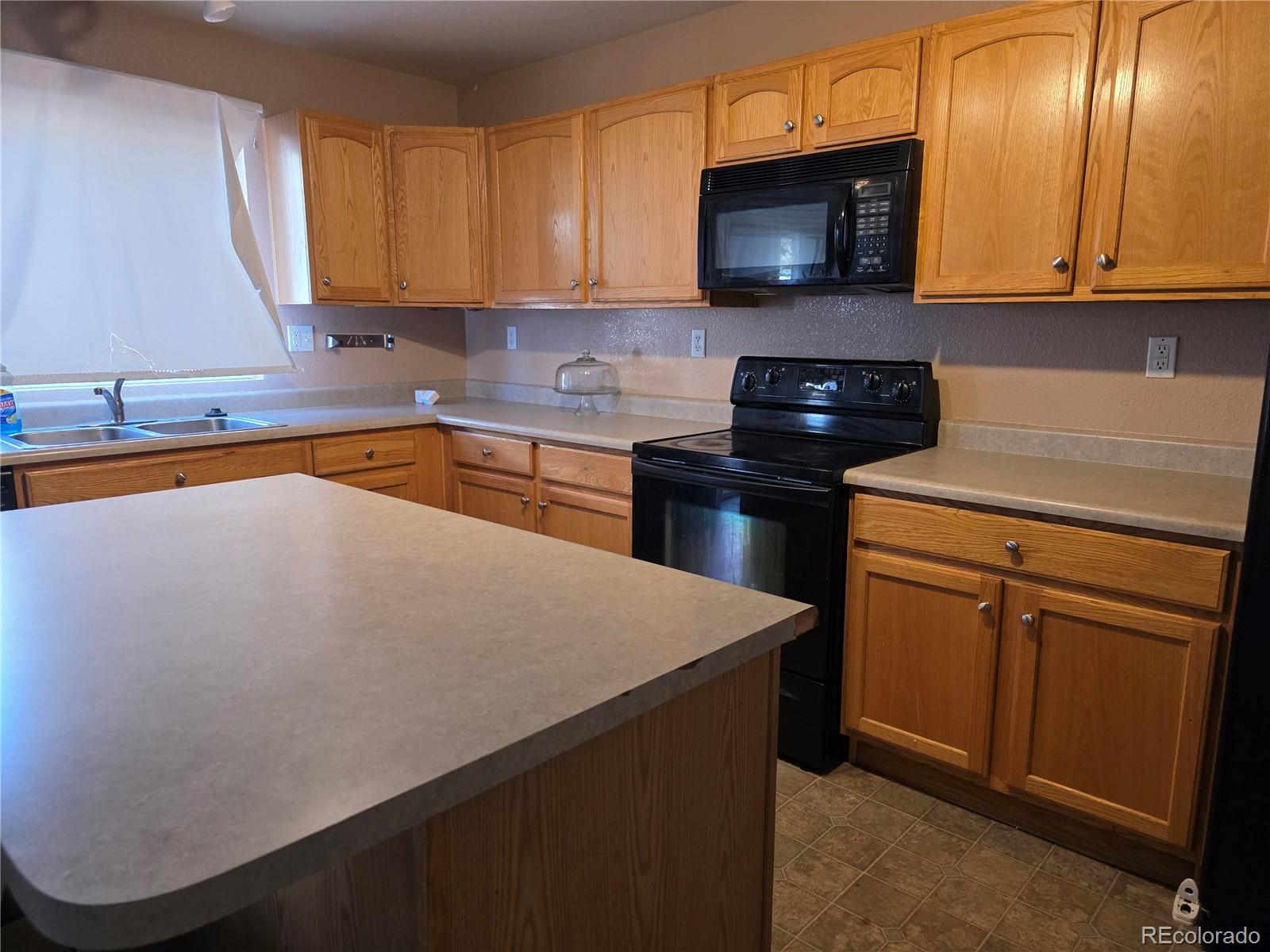 MLS Image #3 for 5138  orleans court,denver, Colorado
