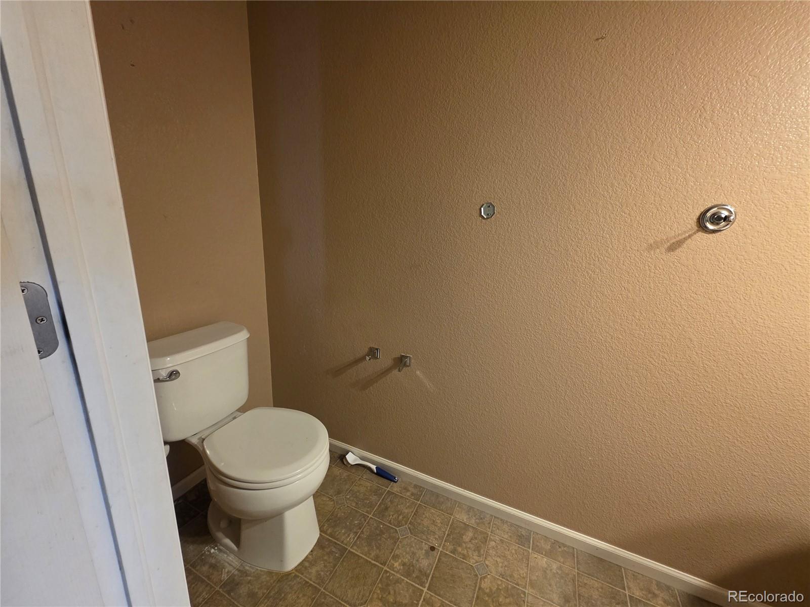 MLS Image #7 for 5138  orleans court,denver, Colorado