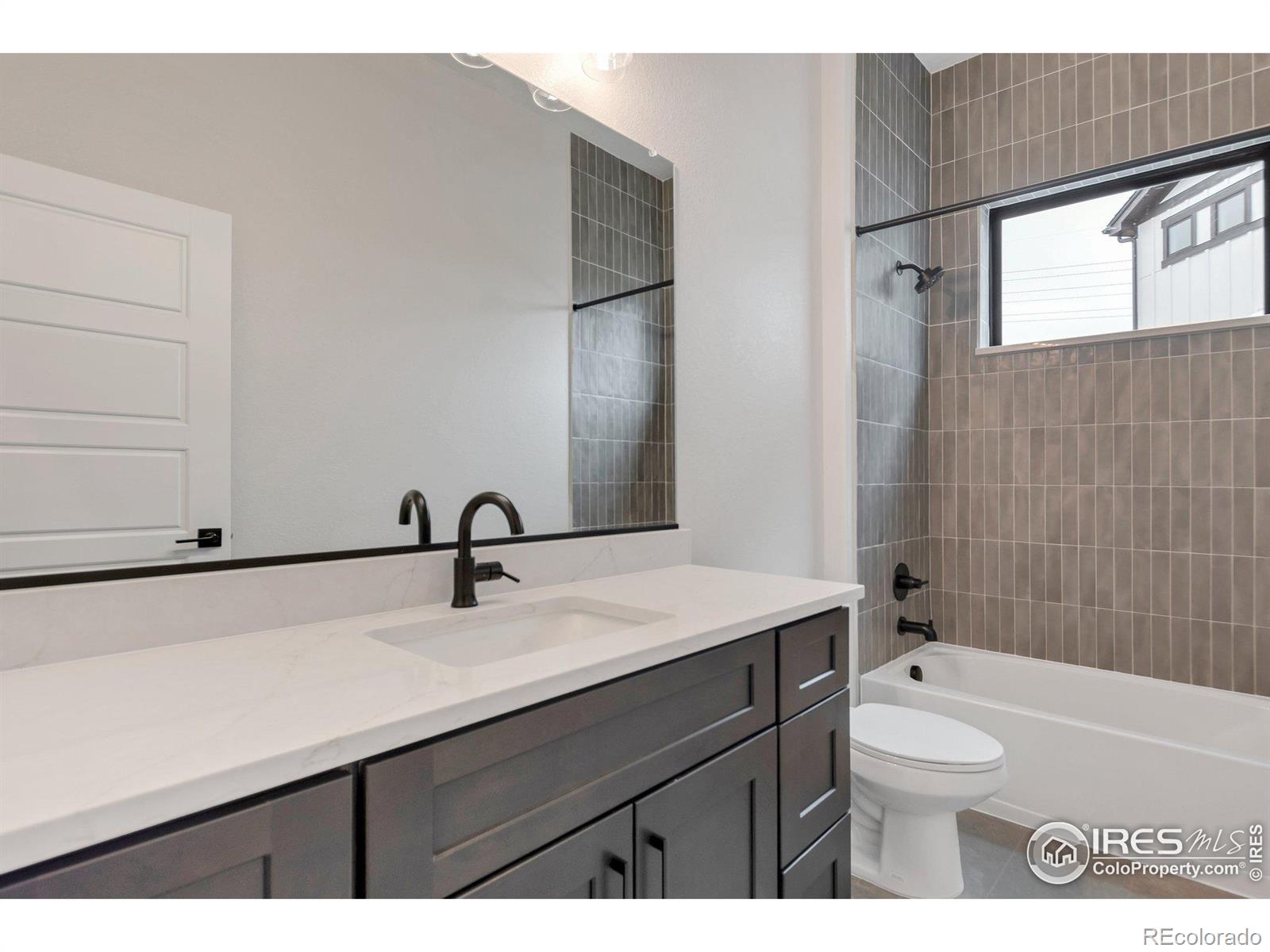 MLS Image #13 for 461  muirfield circle,louisville, Colorado
