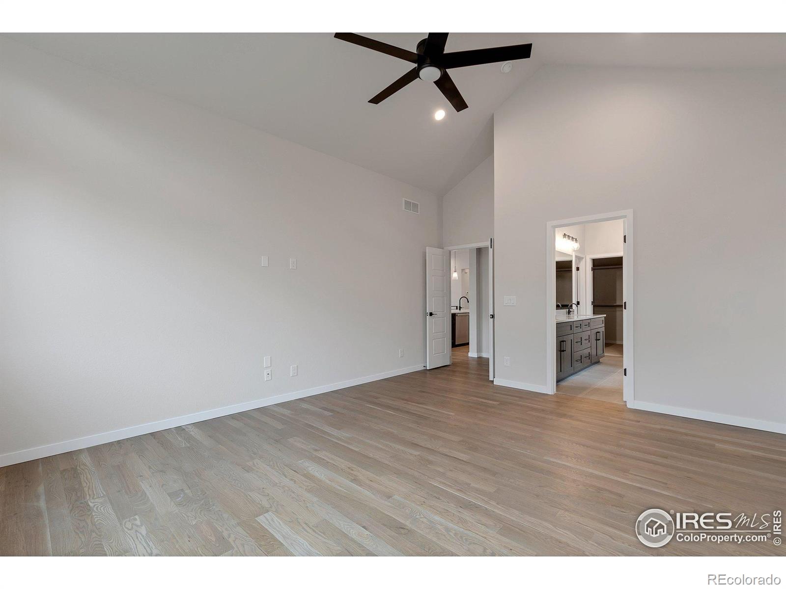 MLS Image #7 for 461  muirfield circle,louisville, Colorado