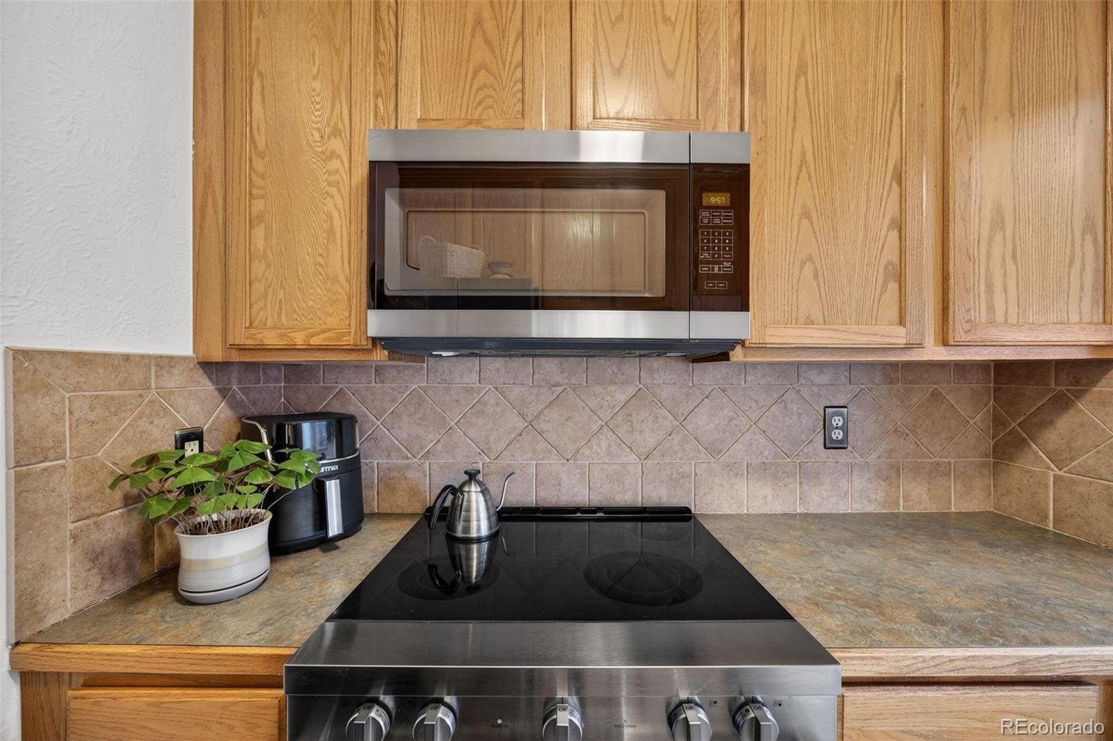 MLS Image #14 for 733 e 2nd avenue 301,denver, Colorado
