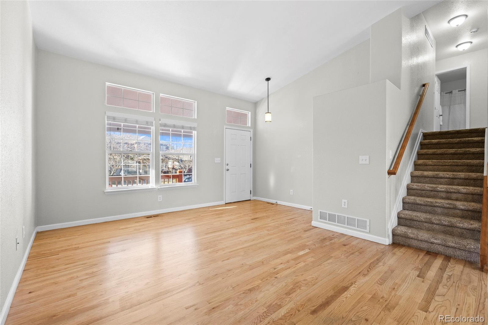 MLS Image #14 for 10498  vaughn street,commerce city, Colorado
