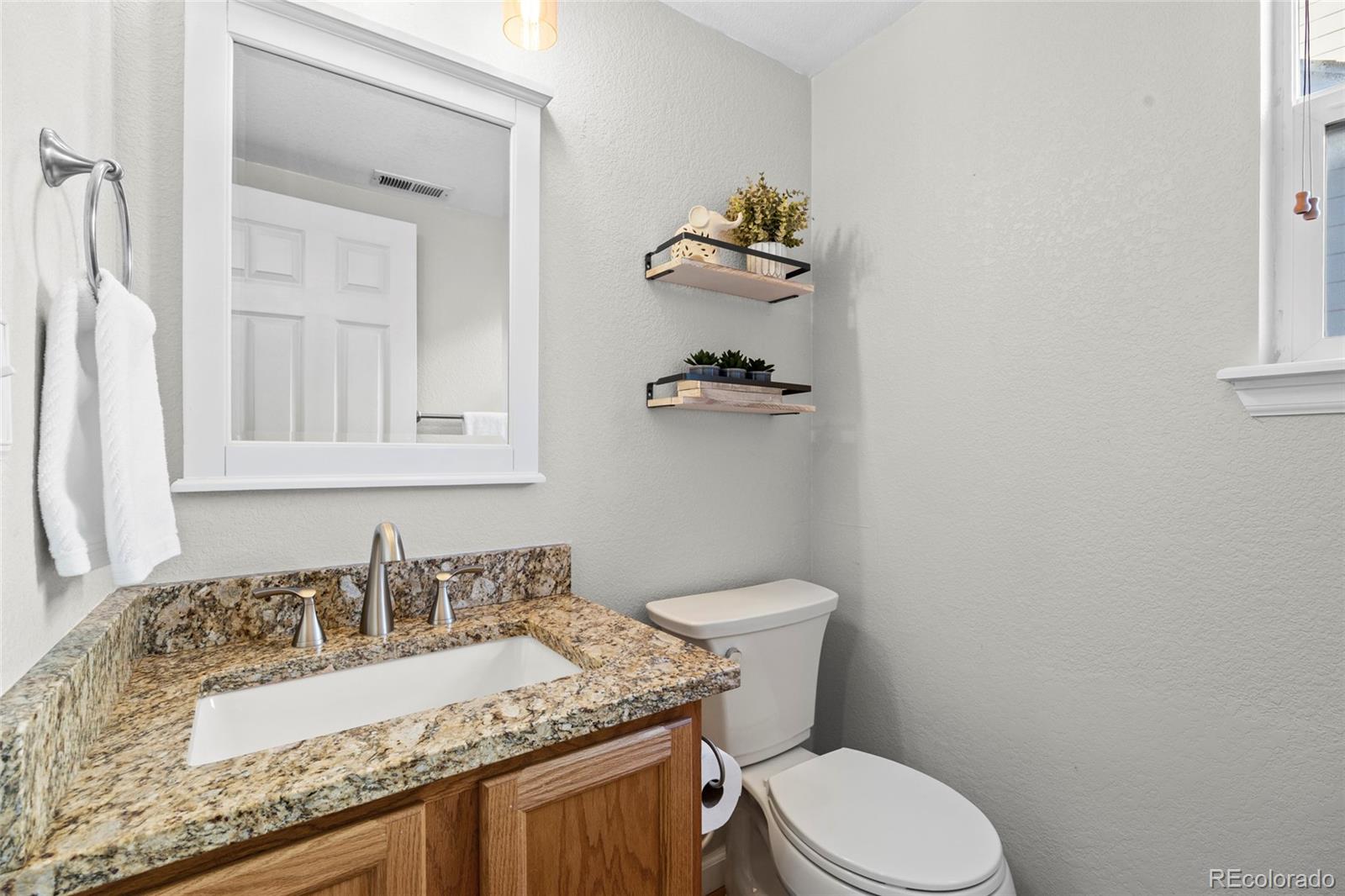 MLS Image #20 for 10498  vaughn street,commerce city, Colorado
