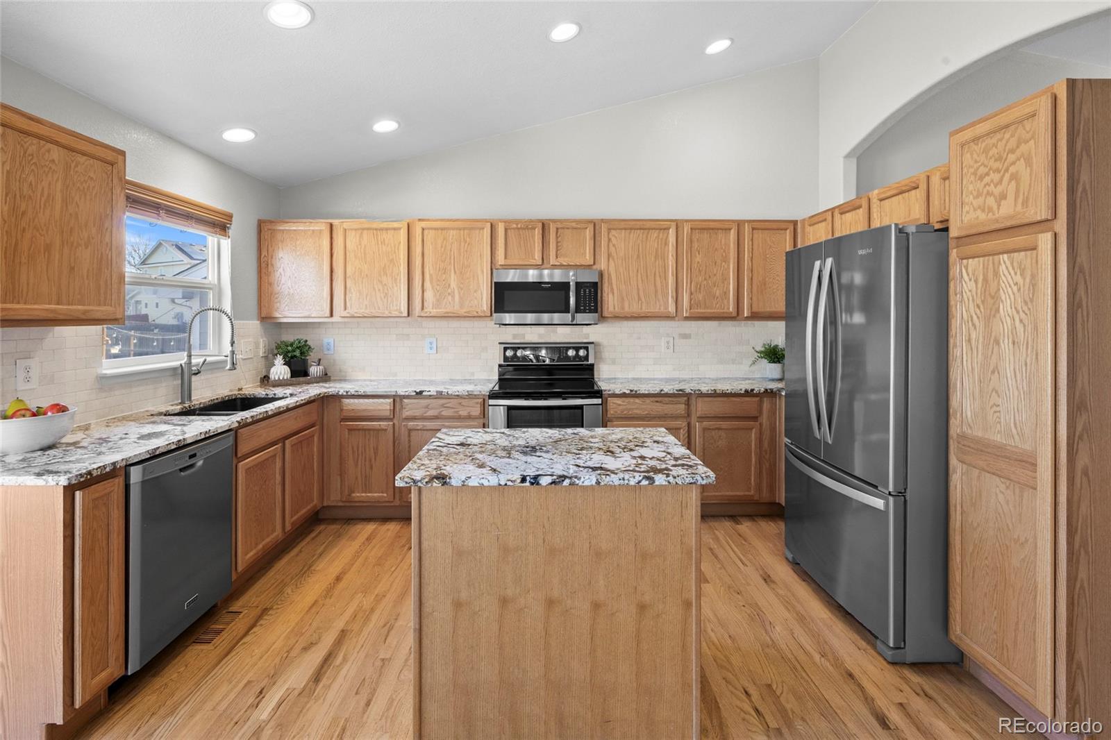 MLS Image #7 for 10498  vaughn street,commerce city, Colorado