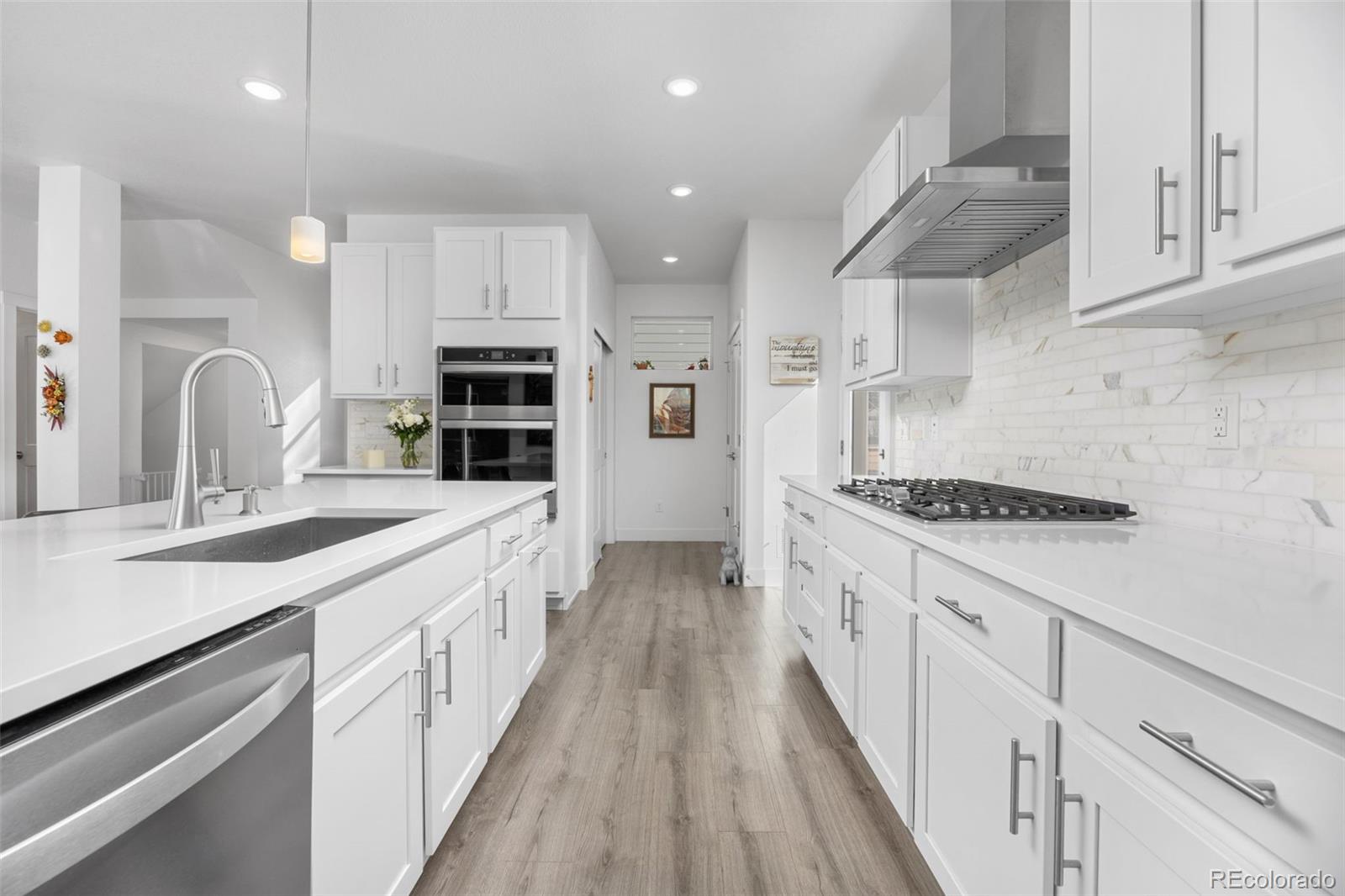 MLS Image #12 for 10036 e 63rd avenue,denver, Colorado