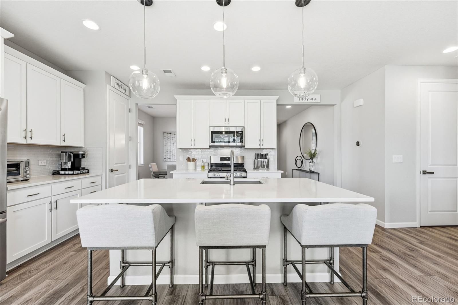 MLS Image #2 for 4651 s malaya court,aurora, Colorado