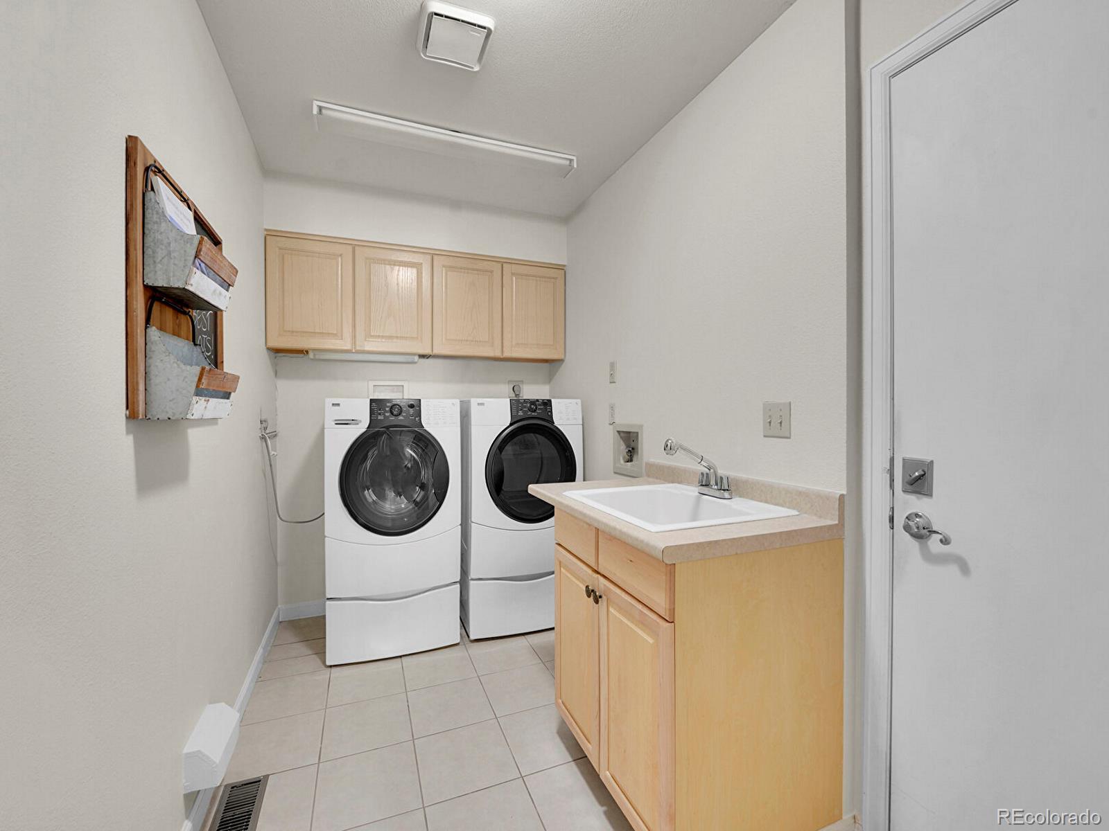 MLS Image #18 for 8  summit cedar drive,littleton, Colorado