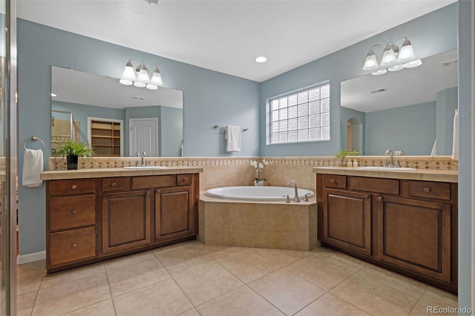 MLS Image #25 for 11561 s flower mound way,parker, Colorado