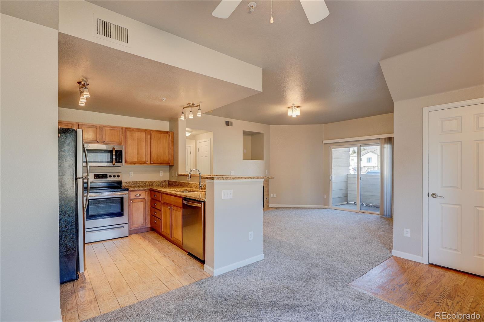 MLS Image #6 for 8707 e florida avenue 1007,denver, Colorado