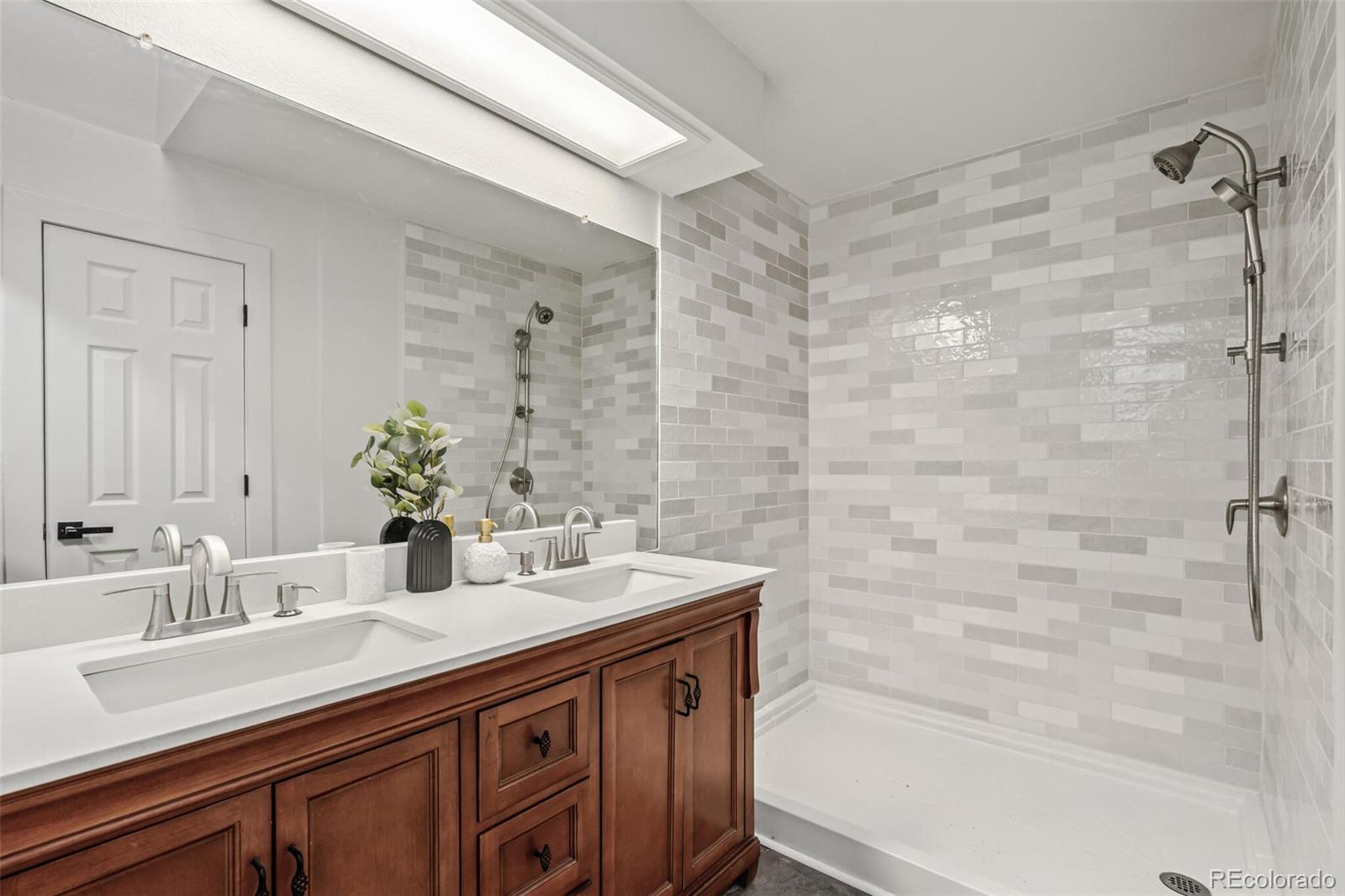 MLS Image #19 for 4180 s andes street,aurora, Colorado