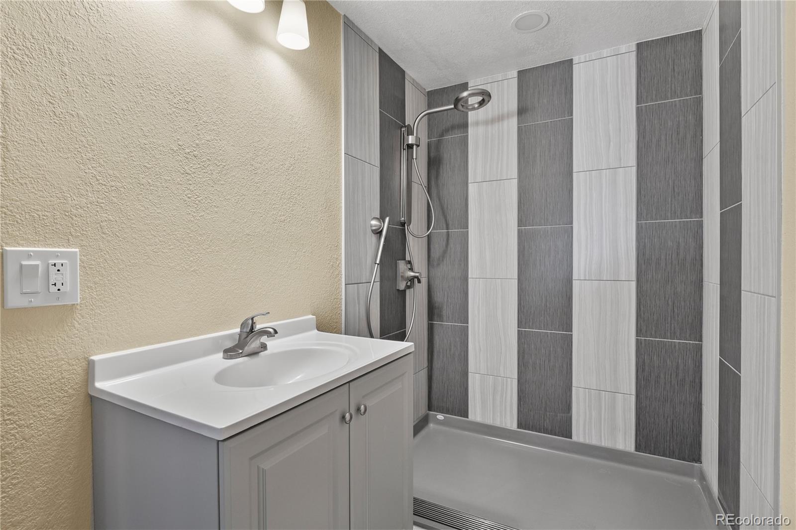 MLS Image #28 for 38855  kittridge place,elizabeth, Colorado