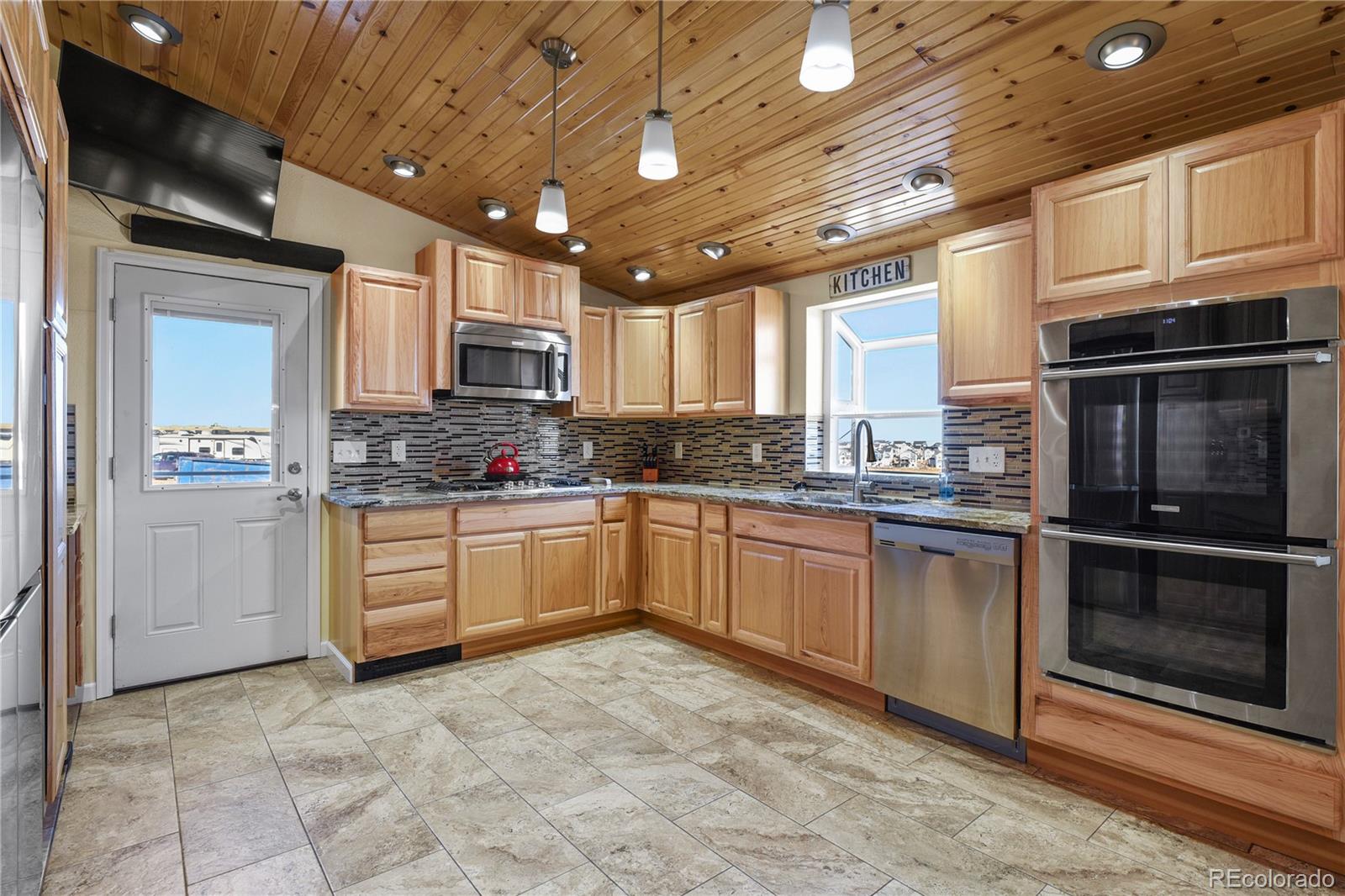 MLS Image #3 for 38855  kittridge place,elizabeth, Colorado