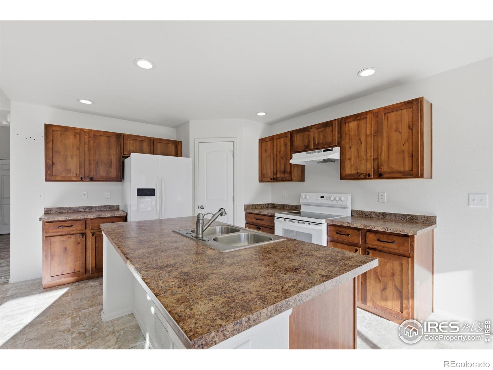 MLS Image #8 for 4524  mountain sky street,johnstown, Colorado
