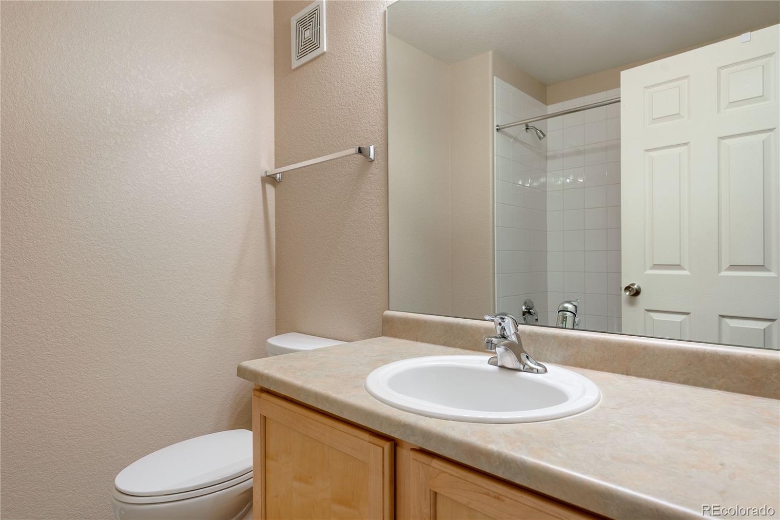 MLS Image #10 for 12711  colorado boulevard 1106,thornton, Colorado