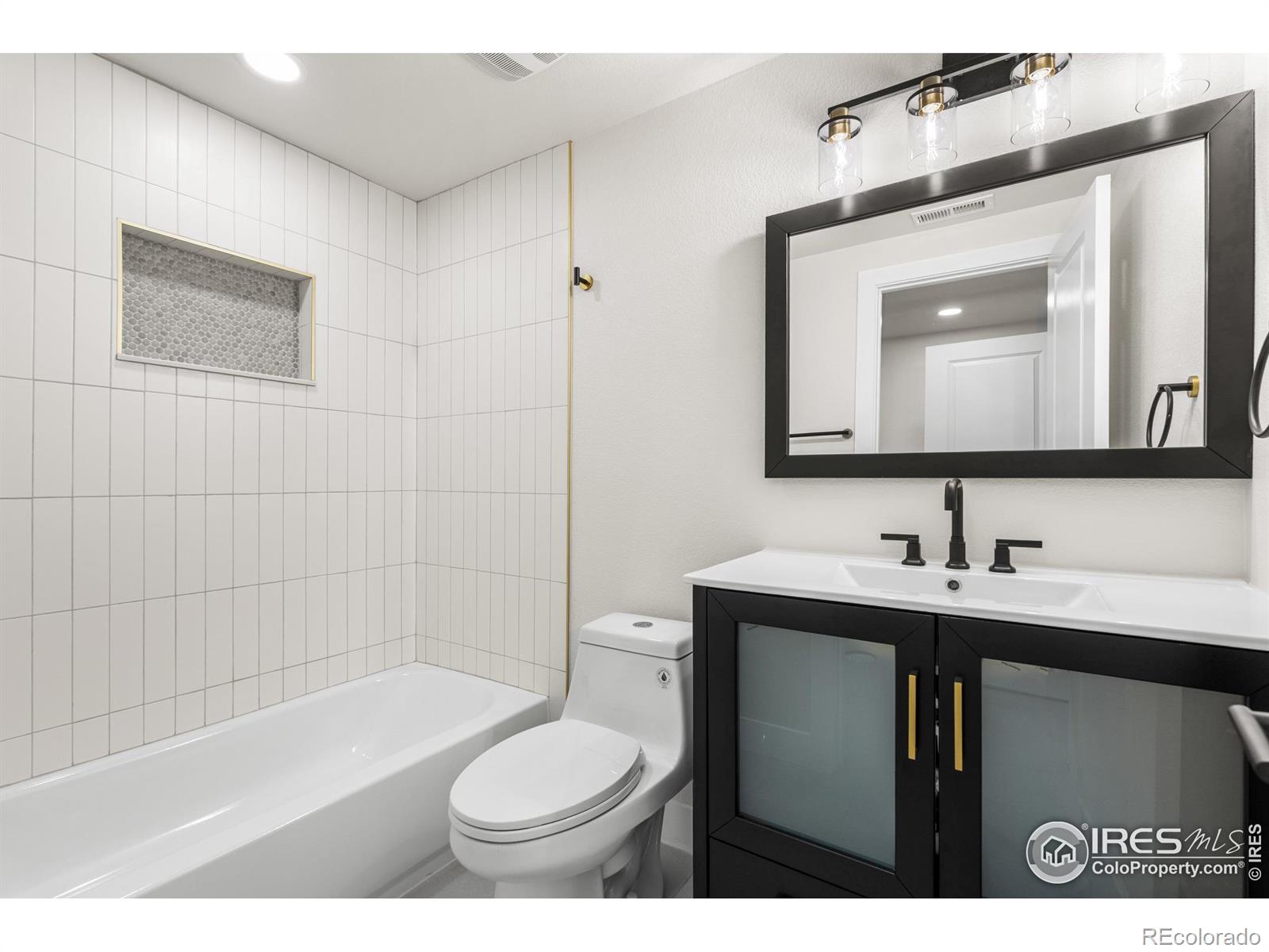 MLS Image #18 for 7079  otis court,arvada, Colorado