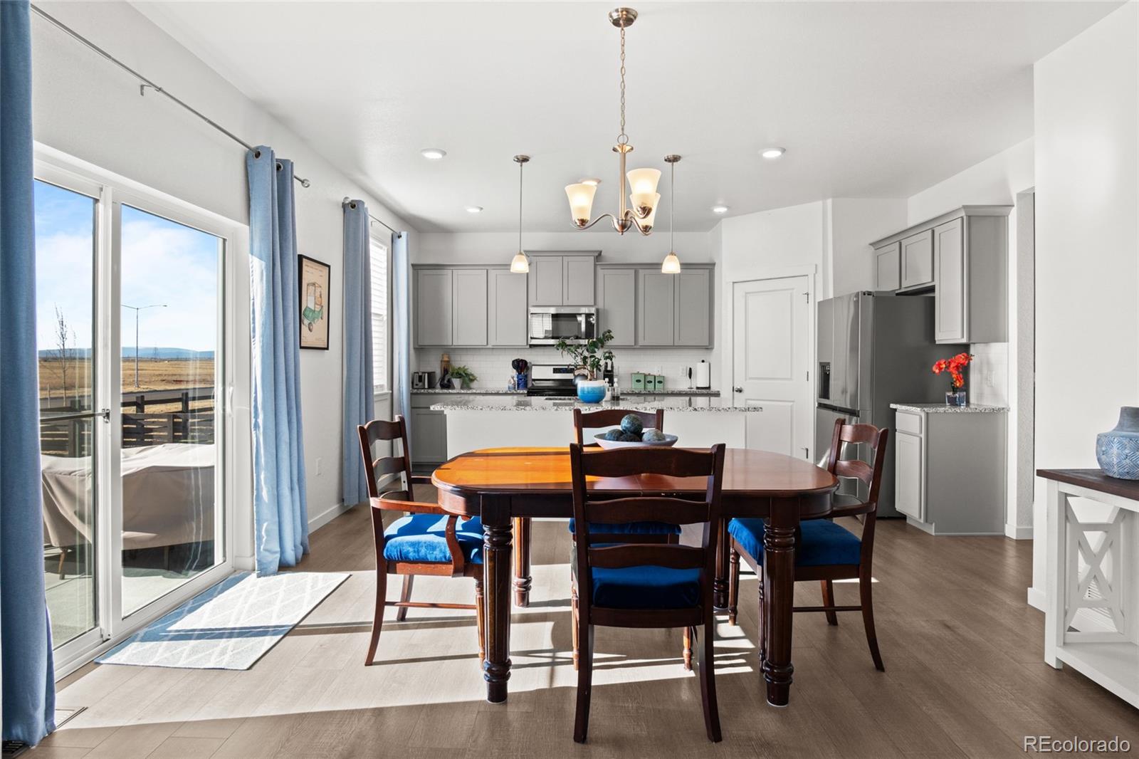 MLS Image #10 for 27436 e byers place,aurora, Colorado