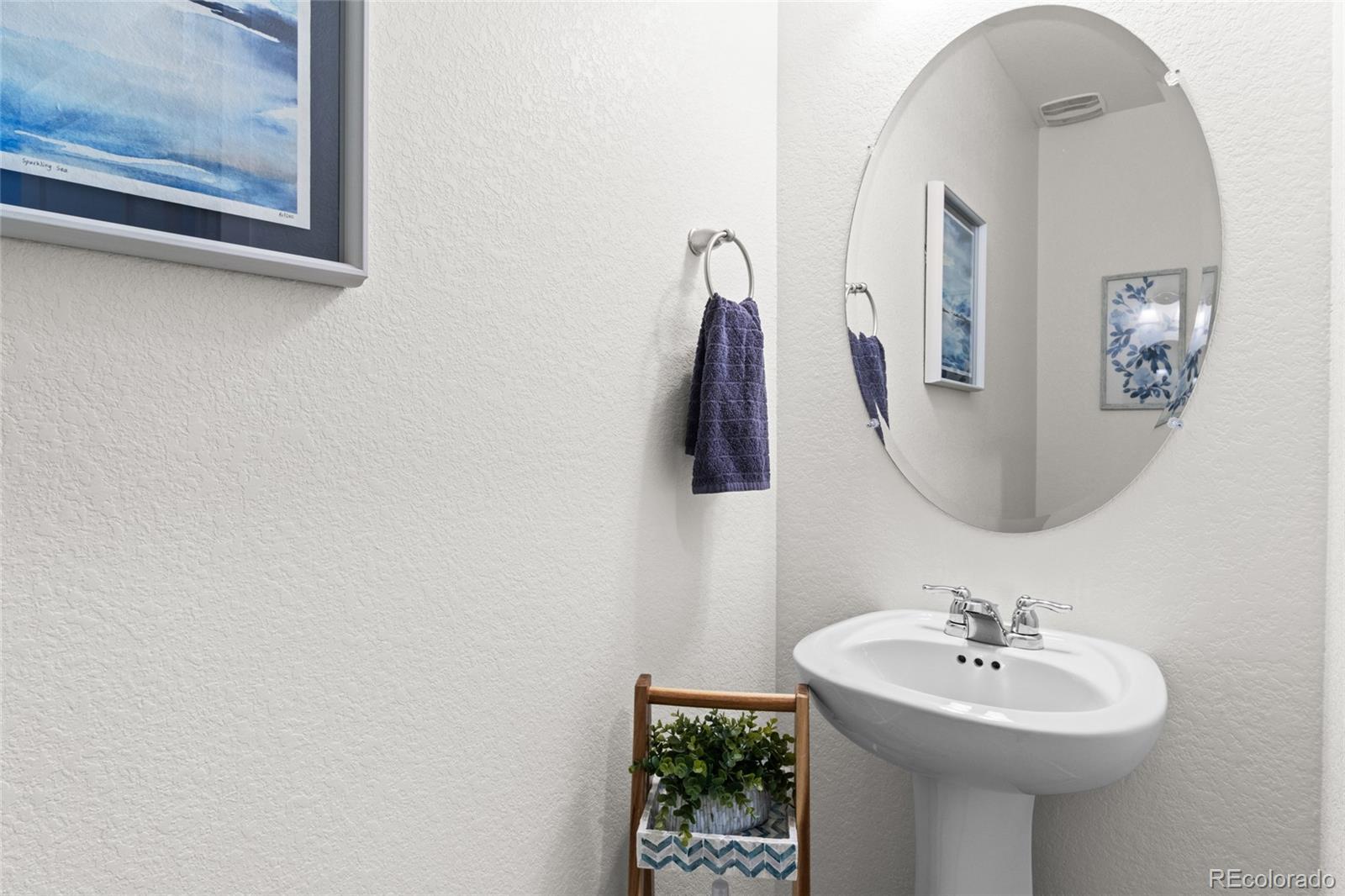 MLS Image #13 for 27436 e byers place,aurora, Colorado