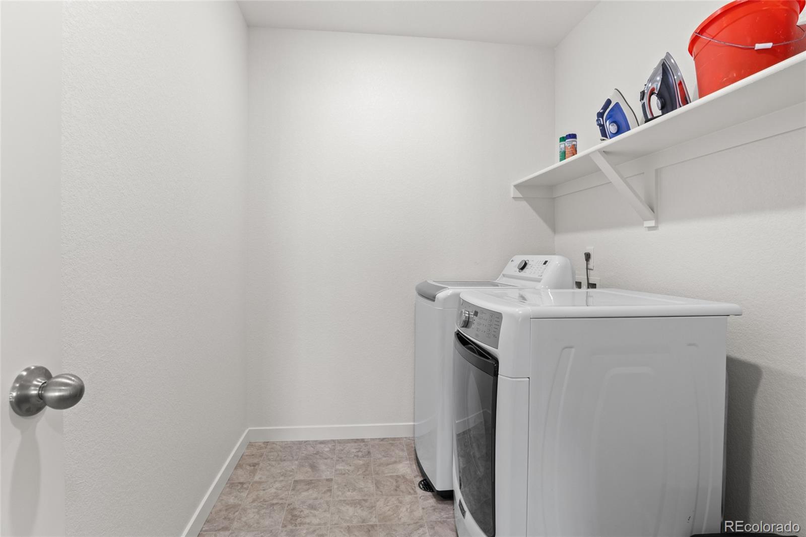 MLS Image #25 for 27436 e byers place,aurora, Colorado