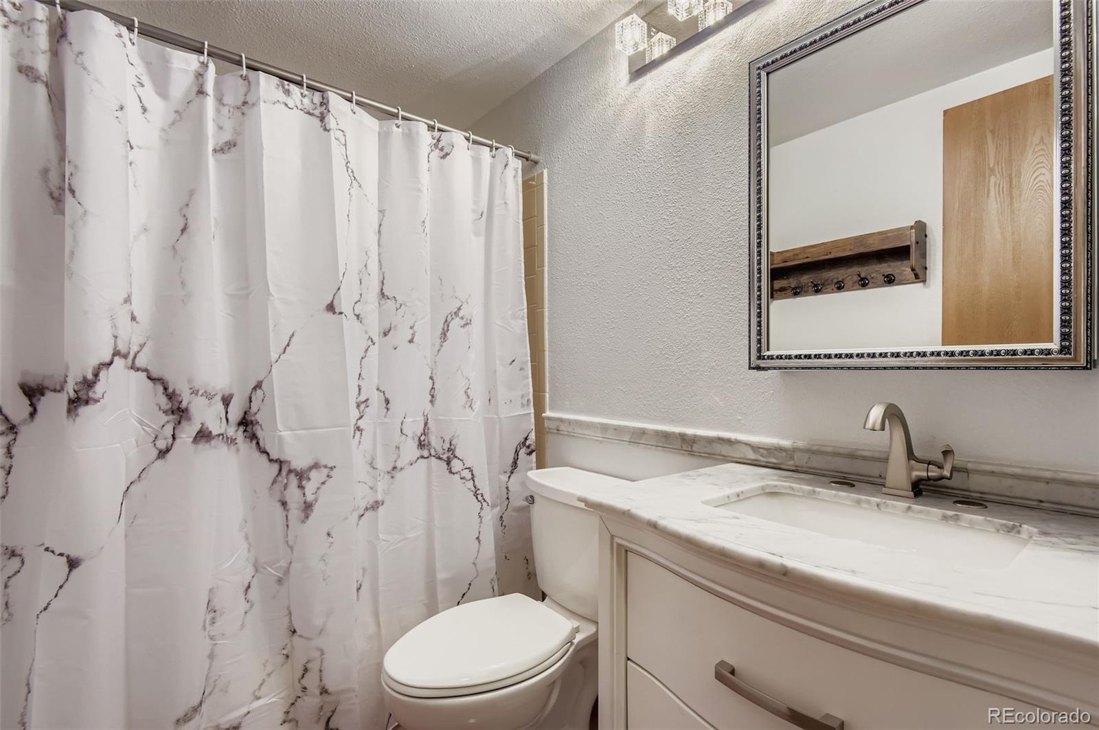 MLS Image #12 for 19583 e linvale drive,aurora, Colorado