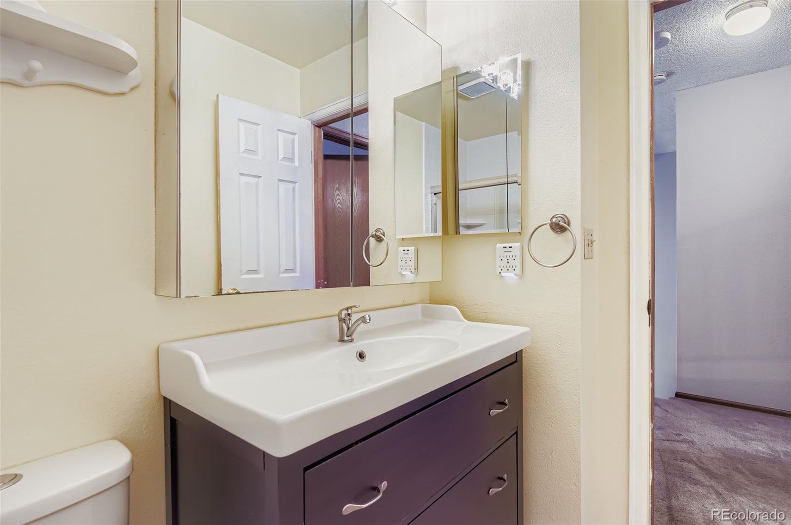 MLS Image #16 for 19583 e linvale drive,aurora, Colorado