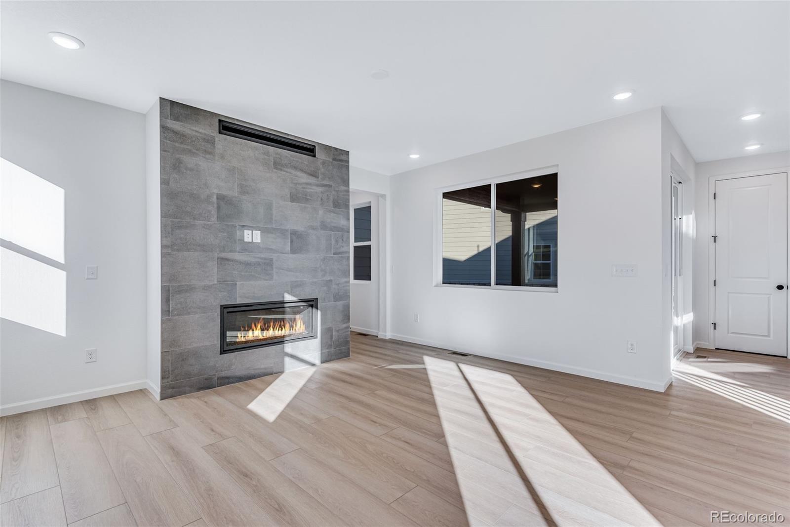 MLS Image #25 for 20553 e 57th avenue,aurora, Colorado