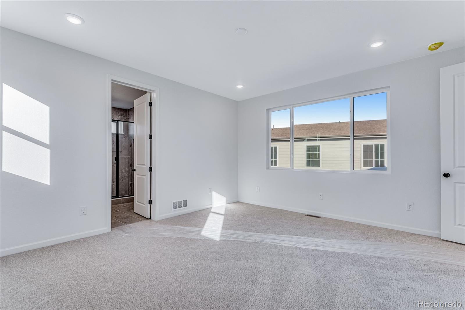 MLS Image #38 for 20553 e 57th avenue,aurora, Colorado
