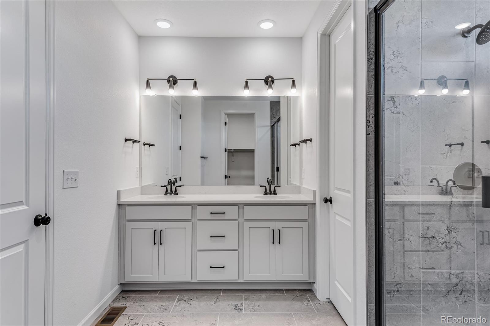 MLS Image #42 for 20553 e 57th avenue,aurora, Colorado