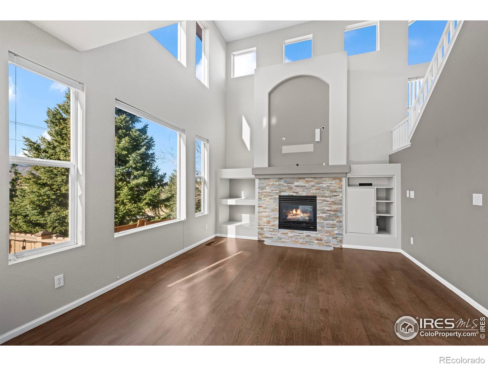 MLS Image #11 for 7681  crystal lake court,littleton, Colorado