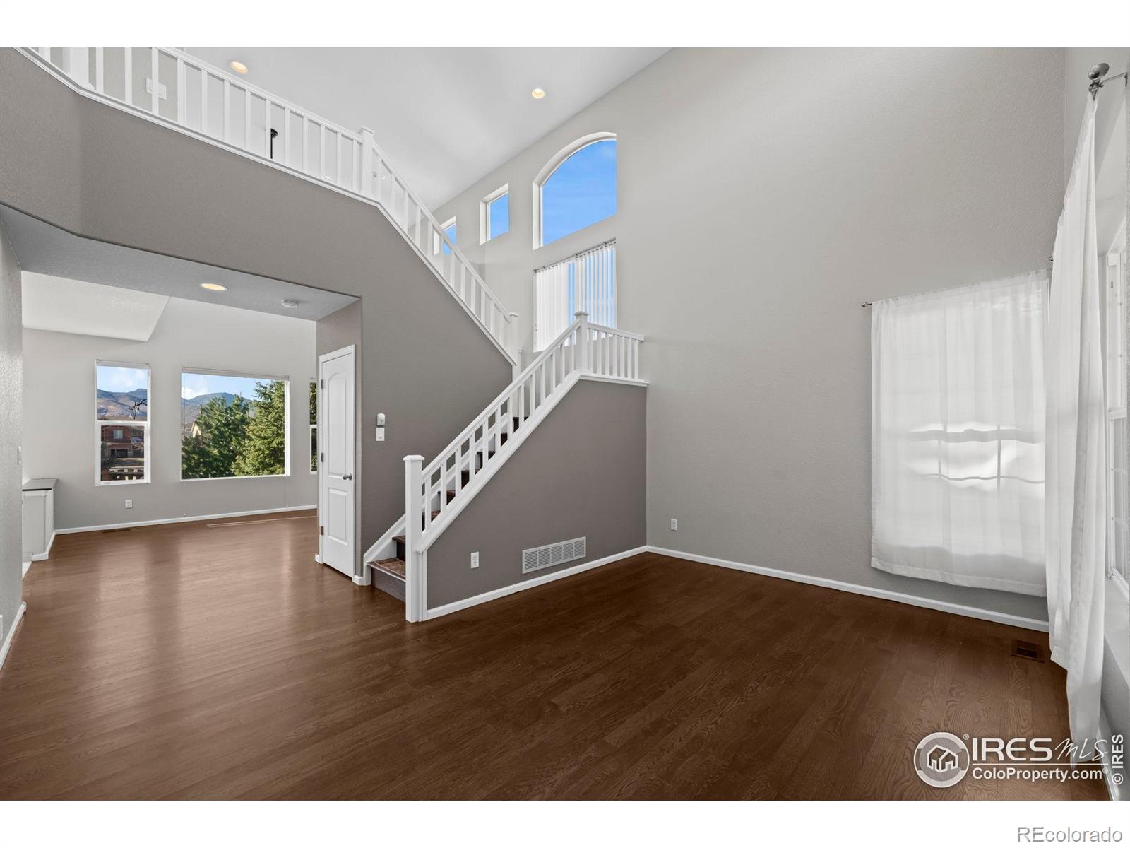 MLS Image #4 for 7681  crystal lake court,littleton, Colorado