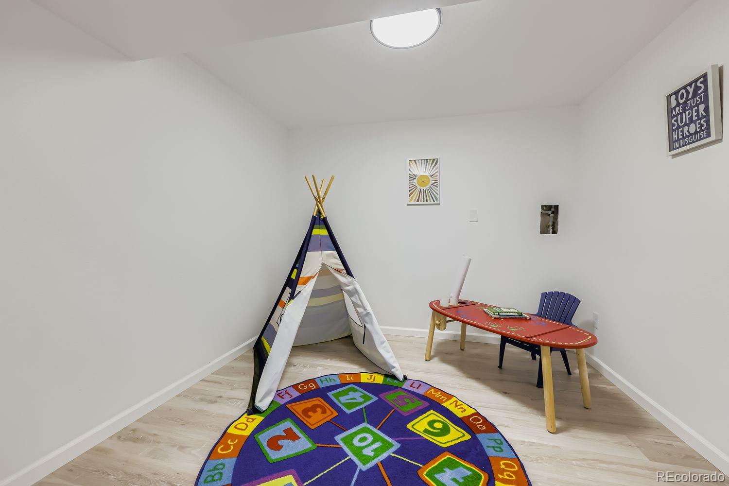 MLS Image #11 for 2479  fraser way,aurora, Colorado