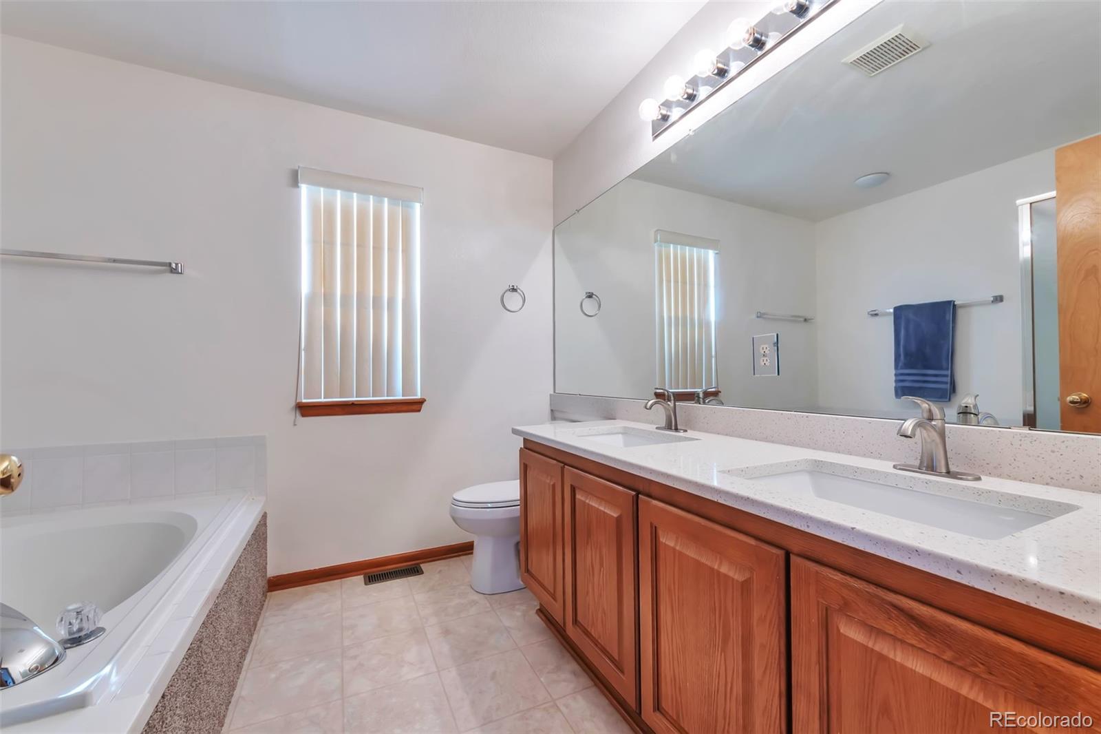 MLS Image #22 for 5641 s yakima way,aurora, Colorado