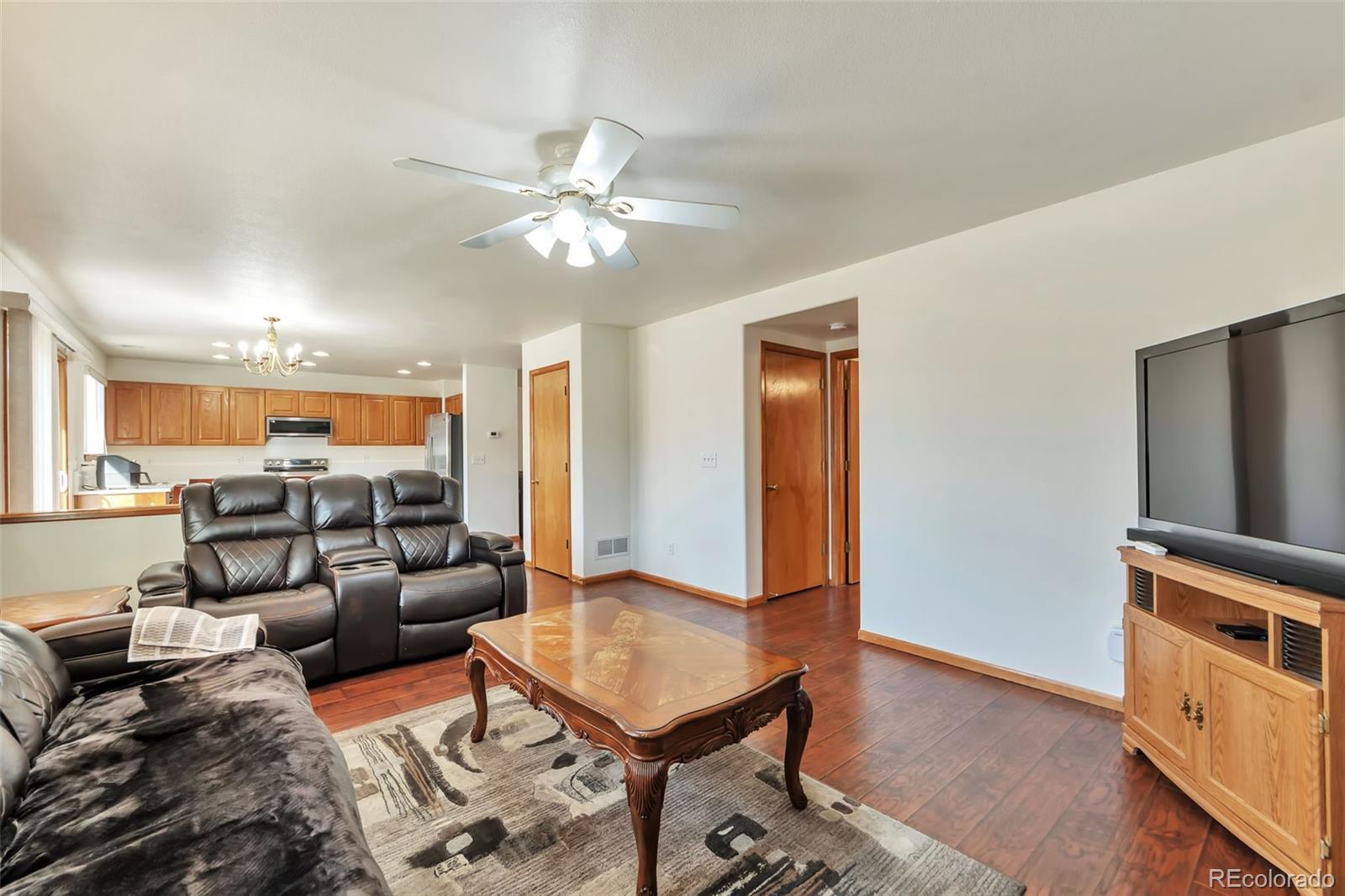 MLS Image #4 for 5641 s yakima way,aurora, Colorado