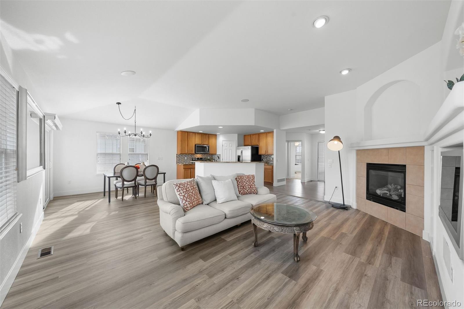 MLS Image #4 for 7790 s quatar court,aurora, Colorado