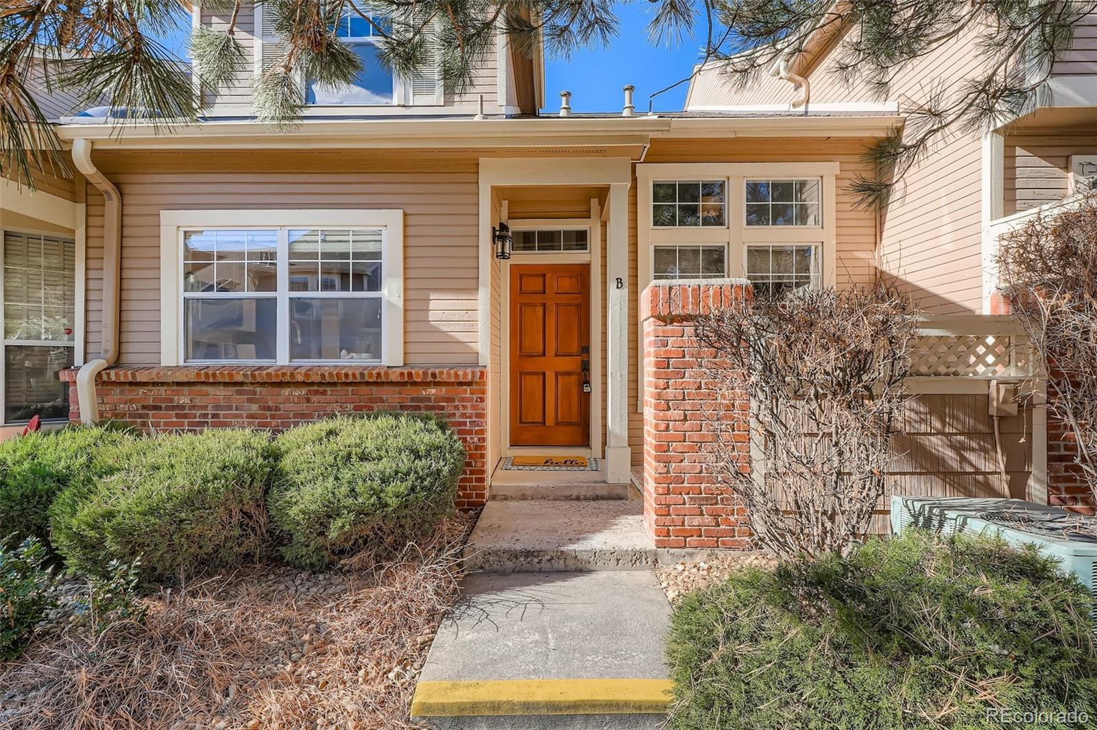 MLS Image #1 for 4046 s abilene circle b,aurora, Colorado