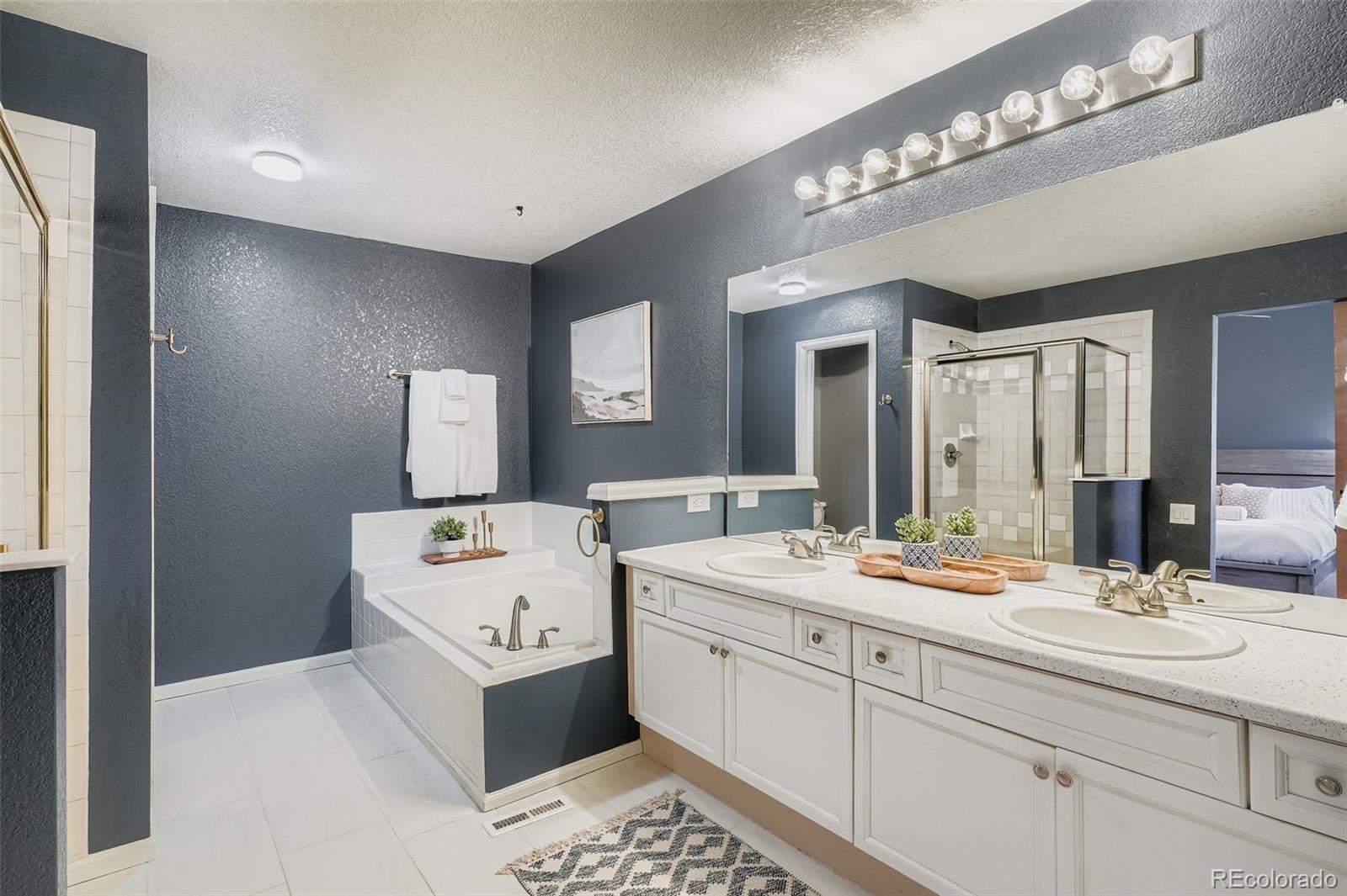 MLS Image #15 for 4046 s abilene circle b,aurora, Colorado