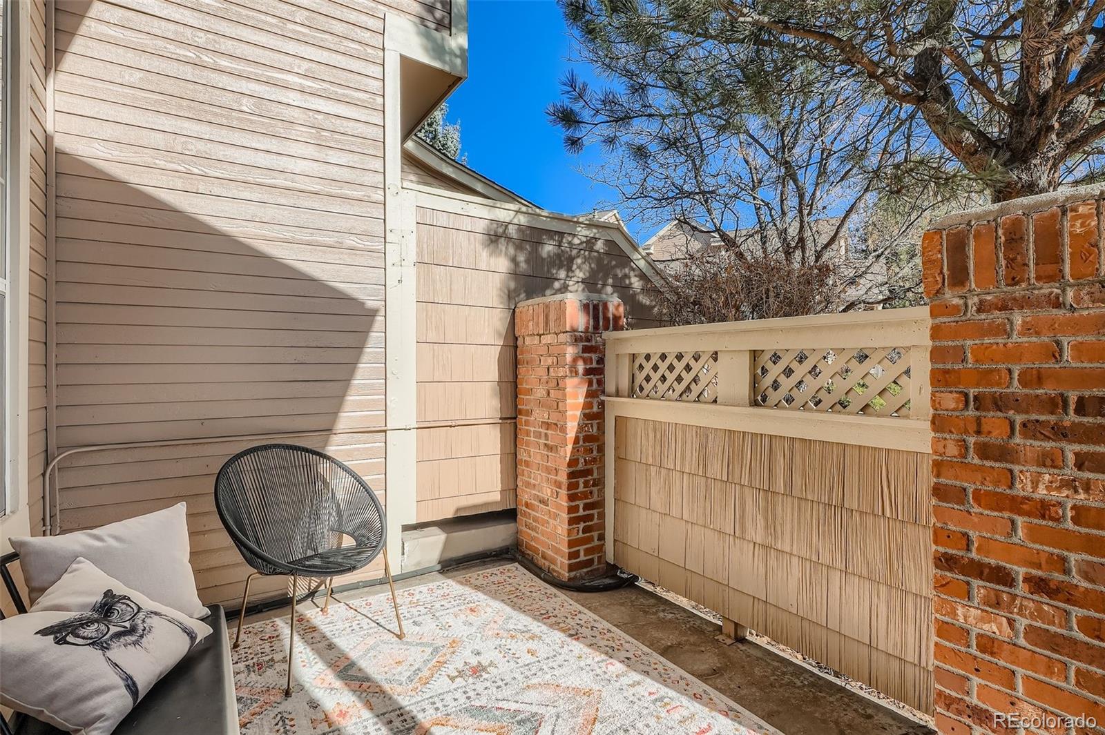 MLS Image #2 for 4046 s abilene circle b,aurora, Colorado