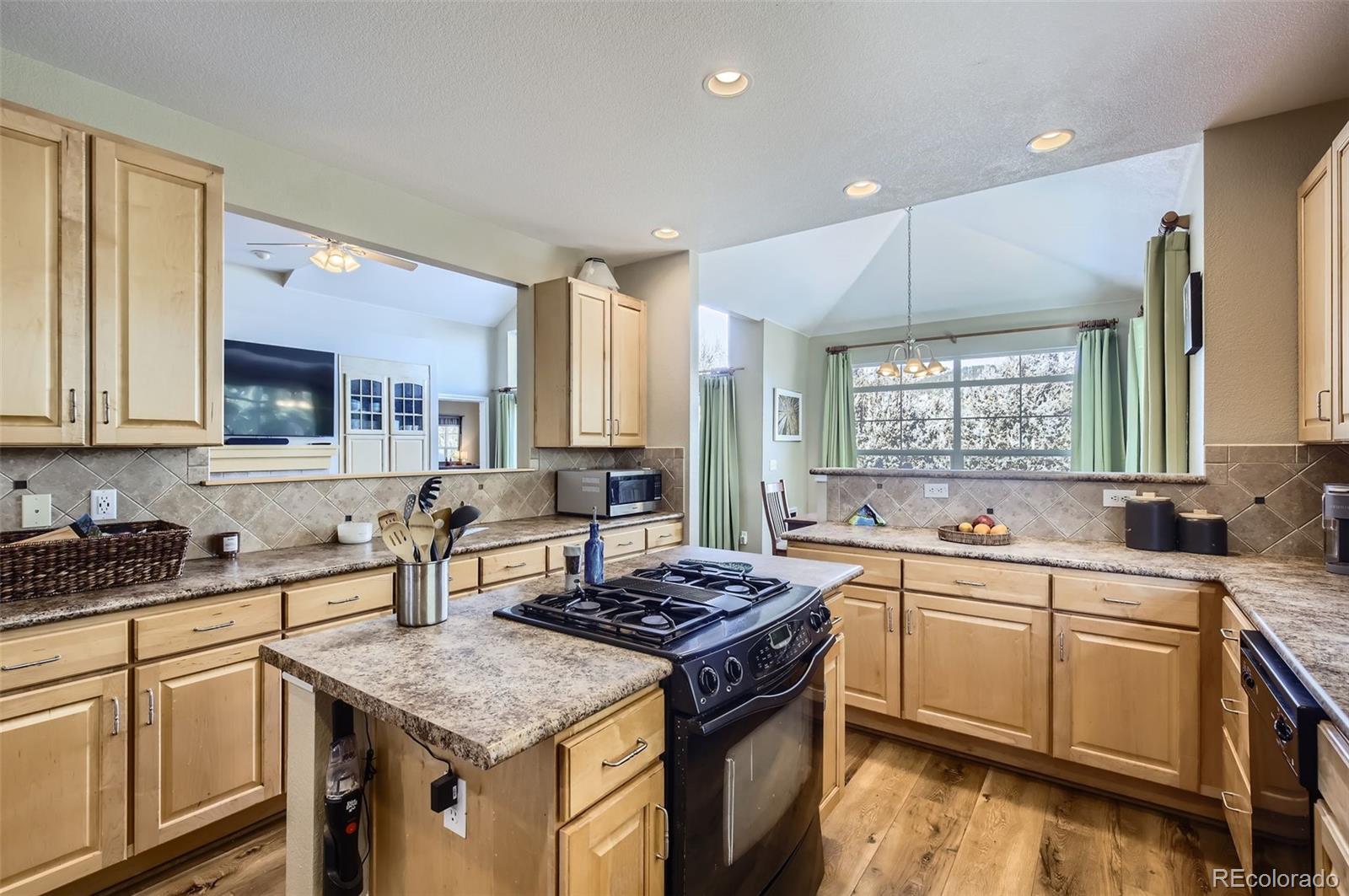 MLS Image #3 for 104  noland court,lyons, Colorado