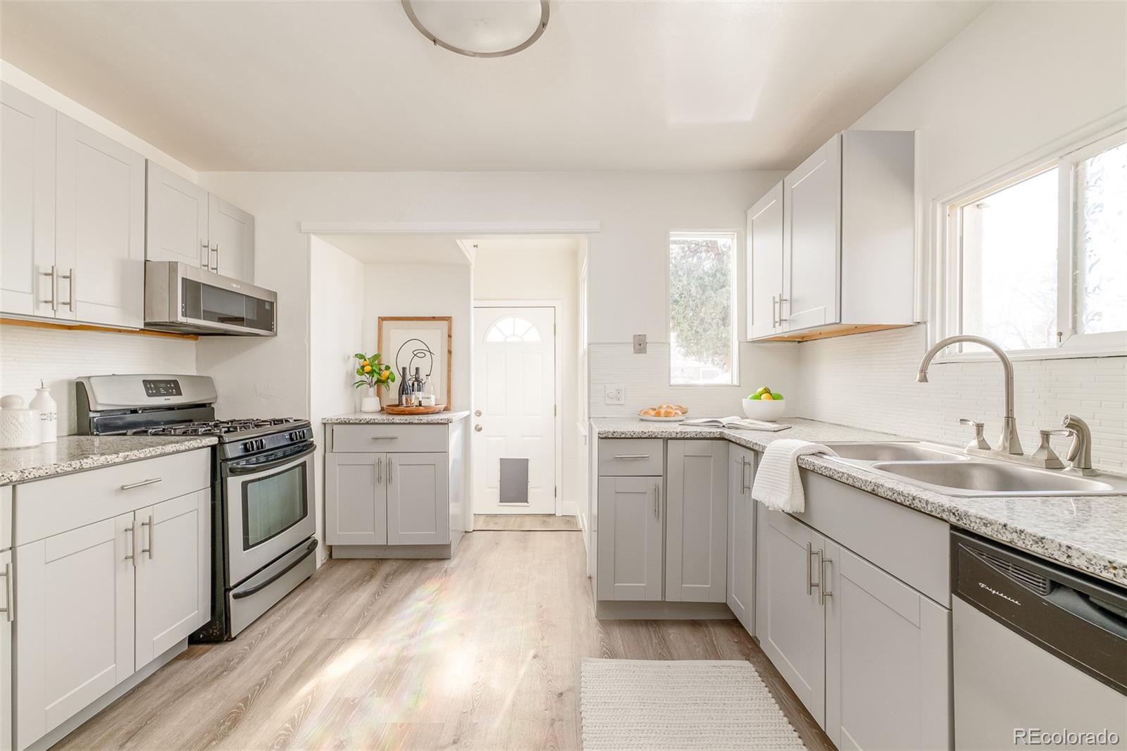 MLS Image #9 for 7348  bradburn boulevard,westminster, Colorado