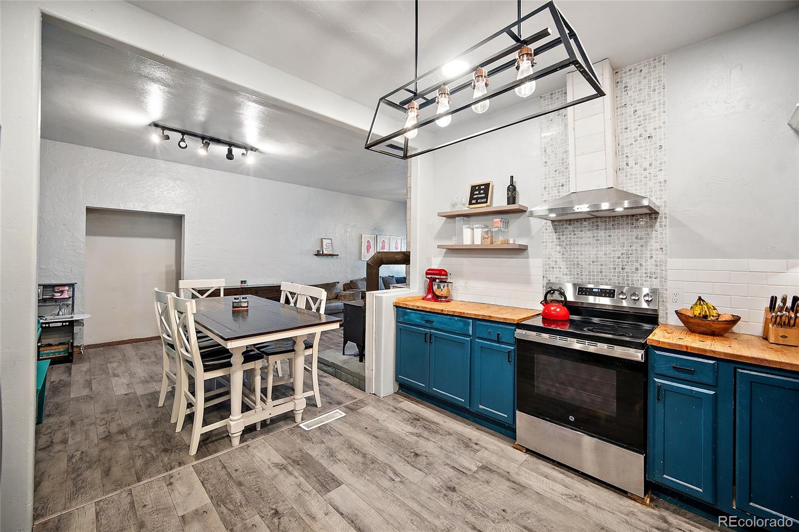 MLS Image #10 for 1630  jackson street,pueblo, Colorado