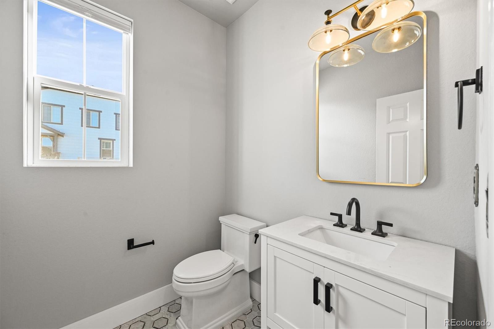 MLS Image #22 for 8376  basalt drive,littleton, Colorado