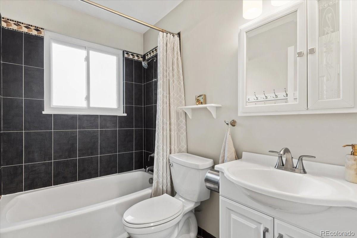 MLS Image #12 for 17909 e oxford place,aurora, Colorado